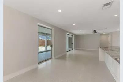 2920 Gulf Gate Drive, Sarasota, FL 34231 - Photo 25