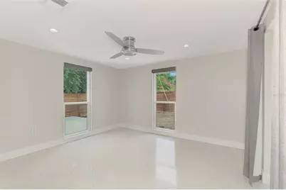 2920 Gulf Gate Drive, Sarasota, FL 34231 - Photo 33