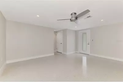 2920 Gulf Gate Drive, Sarasota, FL 34231 - Photo 13