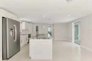 2920 Gulf Gate Dr, Sarasota, FL 34231 - Photo 15