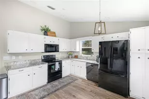 4304 14th Ave E, Bradenton, FL 34208 - Photo 13