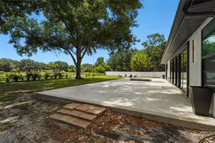 906 136th St E, Bradenton, FL 34212 - Photo 13