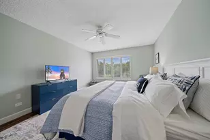 100 Sands Point Rd, Longboat Key, FL 34228 - Photo 23