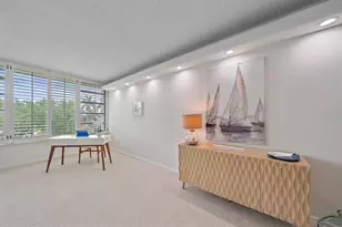 100 Sands Point Rd, Longboat Key, FL 34228 - Photo 17