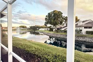 4683 Winston Ln N, Sarasota, FL 34235 - Photo 11