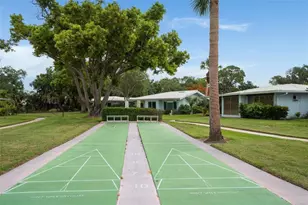 1315 Westport Ln, Sarasota, FL 34232 - Photo 41