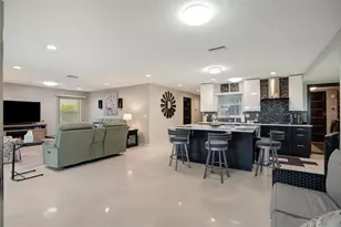 1315 Westport Ln, Sarasota, FL 34232 - Photo 23