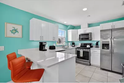 3303 6th Avenue #B, Holmes Beach, FL 34217 - Photo 9