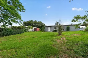 691 Sharon Cir, Port Charlotte, FL 33952 - Photo 33