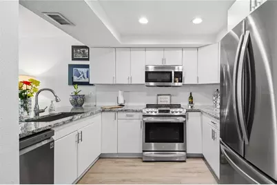 3804 Gulf Of Mexico Drive #B204, Longboat Key, FL 34228 - Photo 13