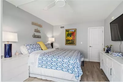 3804 Gulf Of Mexico Drive #B204, Longboat Key, FL 34228 - Photo 19