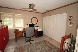 4532 N Ascot Circle, Sarasota, FL 34235 - Photo 17