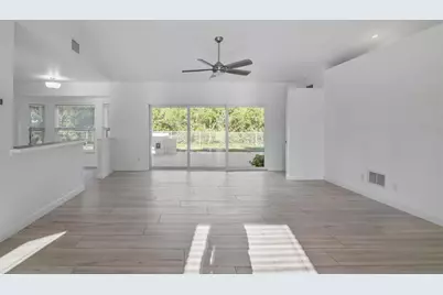 272 Malvern Drive, Venice, FL 34293 - Photo 9
