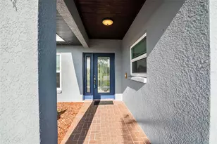 272 Malvern Dr, Venice, FL 34293 - Photo 3