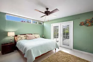 311 Magellan Dr, Sarasota, FL 34243 - Photo 29