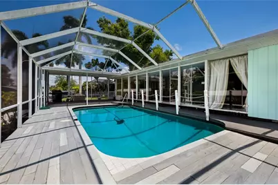 311 Magellan Drive, Sarasota, FL 34243 - Photo 37