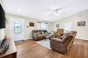 12176 Appleberg Cir, Port Charlotte, FL 33981 - Photo 9