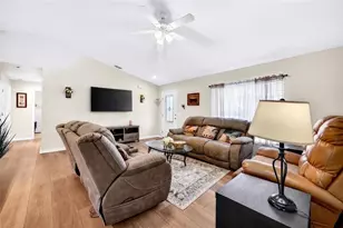 12176 Appleberg Cir, Port Charlotte, FL 33981 - Photo 7