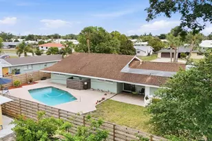3612 S Lockwood Ridge Rd, Sarasota, FL 34239 - Photo 43