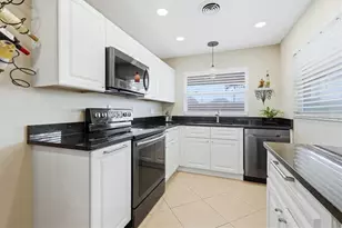 3612 S Lockwood Ridge Rd, Sarasota, FL 34239 - Photo 13