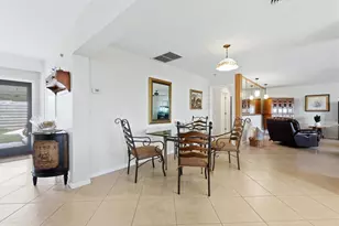 3612 S Lockwood Ridge Rd, Sarasota, FL 34239 - Photo 19
