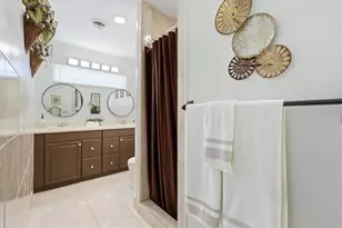 3612 S Lockwood Ridge Rd, Sarasota, FL 34239 - Photo 35