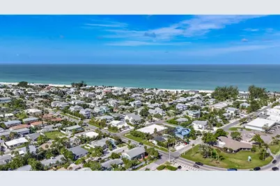 202 Peacock Lane #B, Bradenton Beach, FL 34217 - Photo 43