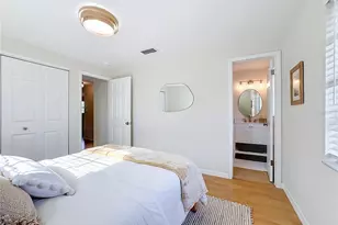 202 Peacock Ln, Holmes Beach, FL 34217 - Photo 25