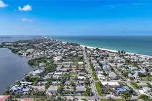 202 Peacock Ln, Holmes Beach, FL 34217 - Photo 47