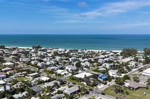 202 Peacock Ln, Holmes Beach, FL 34217 - Photo 53