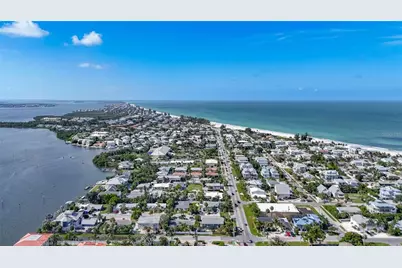 202 Peacock Lane #B, Holmes Beach, FL 34217 - Photo 49