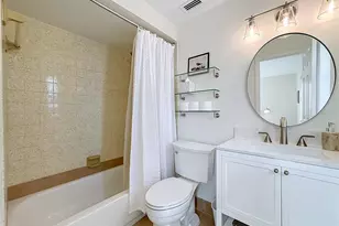 202 Peacock Ln, Holmes Beach, FL 34217 - Photo 25