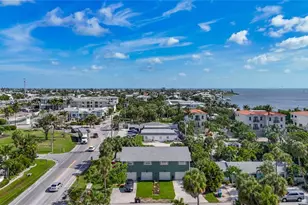 202 Peacock Ln, Holmes Beach, FL 34217 - Photo 59