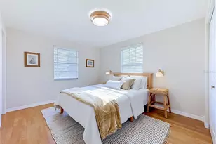 202 Peacock Ln, Holmes Beach, FL 34217 - Photo 23