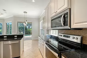 7244 Orchid Island Pl, Lakewood Ranch, FL 34202 - Photo 11
