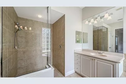 7244 Orchid Island Place, Lakewood Ranch, FL 34202 - Photo 19