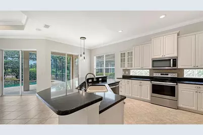 7244 Orchid Island Place, Lakewood Ranch, FL 34202 - Photo 11