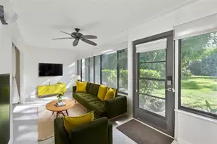 647 Woodlawn Dr, Bradenton, FL 34210 - Photo 25