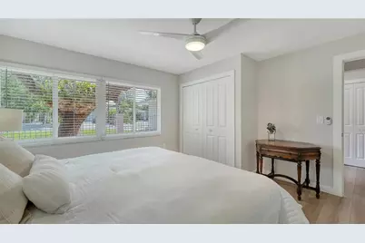 734 Birdsong Lane, Sarasota, FL 34242 - Photo 21