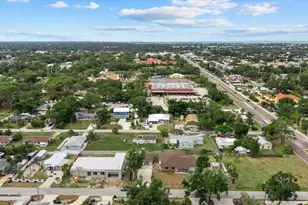 2818 Olympic St, Sarasota, FL 34231 - Photo 43