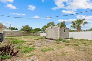 2818 Olympic St, Sarasota, FL 34231 - Photo 39
