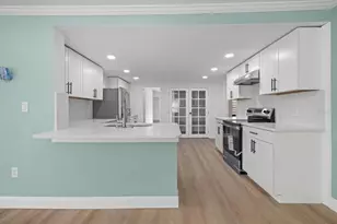 2818 Olympic St, Sarasota, FL 34231 - Photo 13