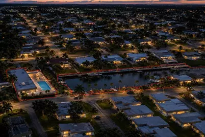 2731 Riverbluff Way #V76, Sarasota, FL 34231 - Photo 3