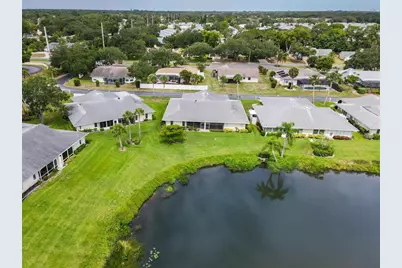 4136 Bowling Green Circle #23, Sarasota, FL 34233 - Photo 5