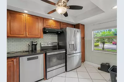2653 Woodgate Lane #E-3, Sarasota, FL 34231 - Photo 3