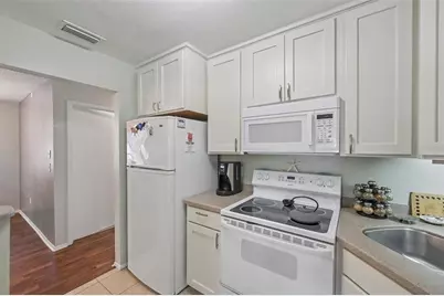 390 301 Boulevard W #4D, Bradenton, FL 34205 - Photo 9
