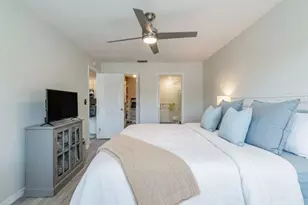 2724 72nd St W, Bradenton, FL 34209 - Photo 11