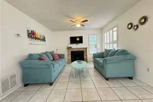 3610 59th Ave W, Bradenton, FL 34210 - Photo 7