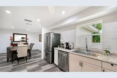 2103 Lusitania Drive, Sarasota, FL 34231 - Photo 17