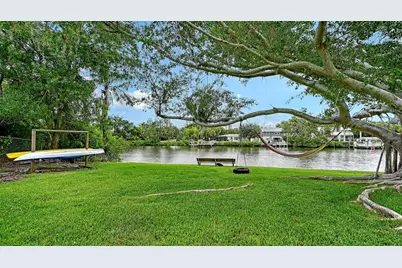 2103 Lusitania Drive, Sarasota, FL 34231 - Photo 35